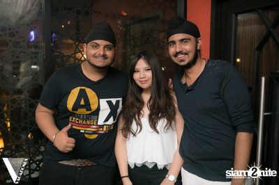 Friday Night at Desi Beats, The Opus | Thonglor Soi 10 — photo 38