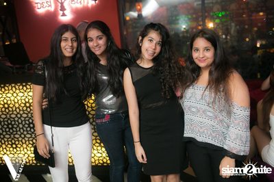Friday Night at Desi Beats, The Opus | Thonglor Soi 10 — photo 49