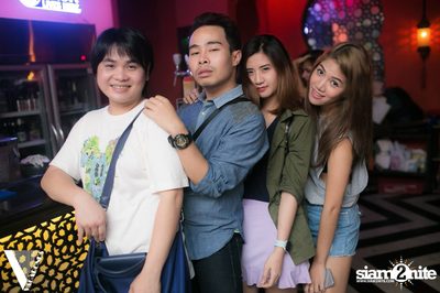 Friday Night at Desi Beats, The Opus | Thonglor Soi 10 — photo 53