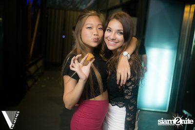 Friday Night at Desi Beats, The Opus | Thonglor Soi 10 — photo 55