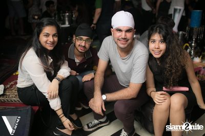 Friday Night at Desi Beats, The Opus | Thonglor Soi 10 — photo 64