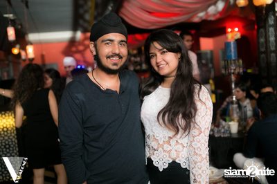 Friday Night at Desi Beats, The Opus | Thonglor Soi 10 — photo 70