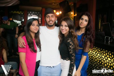 Friday Night at Desi Beats, The Opus | Thonglor Soi 10 — photo 81