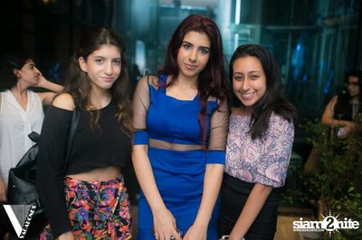 Friday Night at Desi Beats, The Opus | Thonglor Soi 10 — photo 90