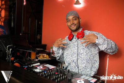 Friday Night at Desi Beats, The Opus | Thonglor Soi 10 — photo 93
