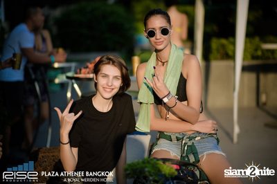 H2o SUNDAZE Open Air Pool Party at Plaza Athenee Bangkok — photo 89