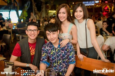Seenspace Invasion ที่ร้าน Clouds, Fat'R Gut'z และ BREW Beers & Ciders — photo 55