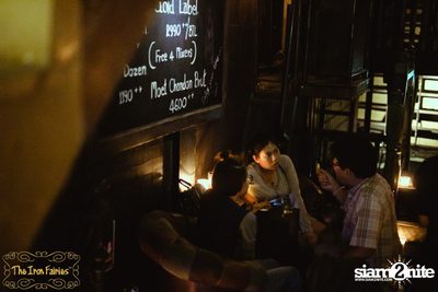 Open Mic Mondays ที่ ดิ ไอรอน แฟรี่, ทองหล่อ — photo 43
