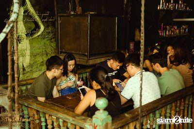 Open Mic Mondays ที่ ดิ ไอรอน แฟรี่, ทองหล่อ — photo 55
