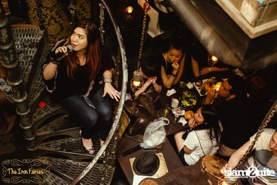 Open Mic Mondays ที่ ดิ ไอรอน แฟรี่, ทองหล่อ — photo 69