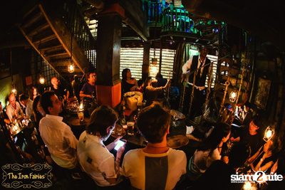 Open Mic Mondays ที่ ดิ ไอรอน แฟรี่, ทองหล่อ — photo 92