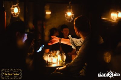 Open Mic Mondays ที่ ดิ ไอรอน แฟรี่, ทองหล่อ — photo 93