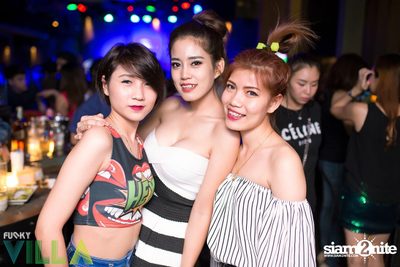 Friday Night at Funky Villa, Thonglor Arena 10 — photo 17