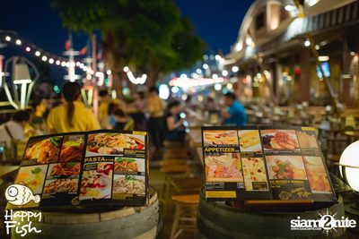 คืนวันศุกร์ ที่ร้าน แฮปปี้ ฟิช, เอเชีย ทีค เดอะ ริเวอร์ฟร้อนท์ — photo 4