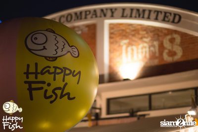 คืนวันศุกร์ ที่ร้าน แฮปปี้ ฟิช, เอเชีย ทีค เดอะ ริเวอร์ฟร้อนท์ — photo 17