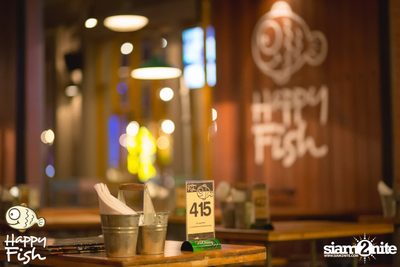 คืนวันศุกร์ ที่ร้าน แฮปปี้ ฟิช, เอเชีย ทีค เดอะ ริเวอร์ฟร้อนท์ — photo 18