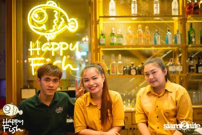 คืนวันศุกร์ ที่ร้าน แฮปปี้ ฟิช, เอเชีย ทีค เดอะ ริเวอร์ฟร้อนท์ — photo 24