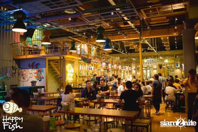 คืนวันศุกร์ ที่ร้าน แฮปปี้ ฟิช, เอเชีย ทีค เดอะ ริเวอร์ฟร้อนท์ — photo 25