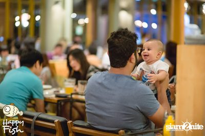 คืนวันศุกร์ ที่ร้าน แฮปปี้ ฟิช, เอเชีย ทีค เดอะ ริเวอร์ฟร้อนท์ — photo 71
