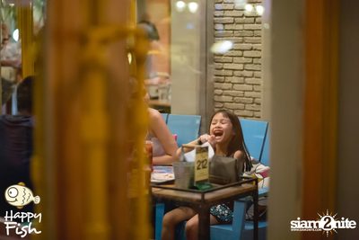 คืนวันศุกร์ ที่ร้าน แฮปปี้ ฟิช, เอเชีย ทีค เดอะ ริเวอร์ฟร้อนท์ — photo 73