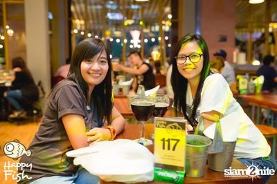 คืนวันศุกร์ ที่ร้าน แฮปปี้ ฟิช, เอเชีย ทีค เดอะ ริเวอร์ฟร้อนท์ — photo 78