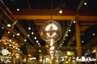 คืนวันศุกร์ ที่ร้าน แฮปปี้ ฟิช, เอเชีย ทีค เดอะ ริเวอร์ฟร้อนท์ — photo 79
