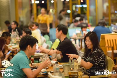คืนวันศุกร์ ที่ร้าน แฮปปี้ ฟิช, เอเชีย ทีค เดอะ ริเวอร์ฟร้อนท์ — photo 82