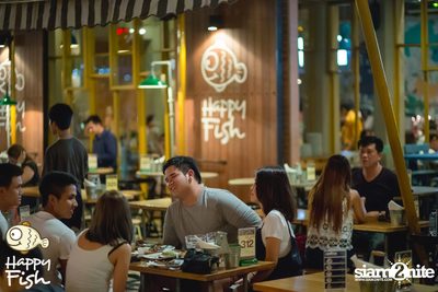 คืนวันศุกร์ ที่ร้าน แฮปปี้ ฟิช, เอเชีย ทีค เดอะ ริเวอร์ฟร้อนท์ — photo 97