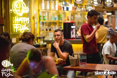 คืนวันศุกร์ ที่ร้าน แฮปปี้ ฟิช, เอเชีย ทีค เดอะ ริเวอร์ฟร้อนท์ — photo 99