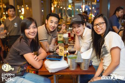 คืนวันศุกร์ ที่ร้าน แฮปปี้ ฟิช, เอเชีย ทีค เดอะ ริเวอร์ฟร้อนท์ — photo 115