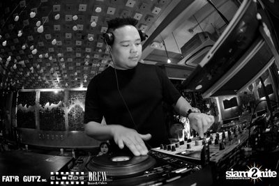 Seenspace Invasion ที่ร้าน Clouds, Fat'R Gut'z และ BREW Beers & Ciders — photo 17