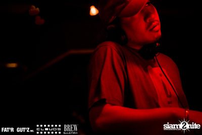 Seenspace Invasion ที่ร้าน Clouds, Fat'R Gut'z และ BREW Beers & Ciders — photo 47