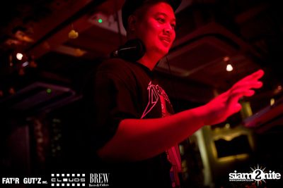 Seenspace Invasion ที่ร้าน Clouds, Fat'R Gut'z และ BREW Beers & Ciders — photo 71