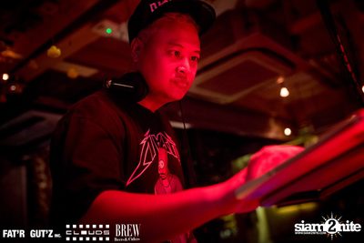 Seenspace Invasion ที่ร้าน Clouds, Fat'R Gut'z และ BREW Beers & Ciders — photo 72
