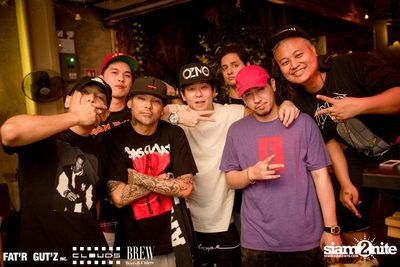 Seenspace Invasion ที่ร้าน Clouds, Fat'R Gut'z และ BREW Beers & Ciders — photo 73