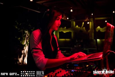 Seenspace Invasion ที่ร้าน Clouds, Fat'R Gut'z และ BREW Beers & Ciders — photo 75