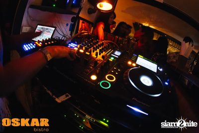 Wednesday LADIES NIGHT at Oskar Bistro, Sukhumvit 11 — photo 44