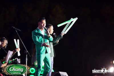 Chang Carnival: Neon The Night (Album 1) — photo 105