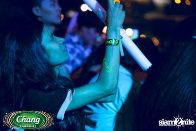 Chang Carnival: Neon The Night (Album 1) — photo 117