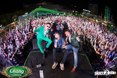 Chang Carnival: Neon The Night (Album 1) — photo 170