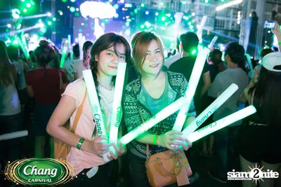 Chang Carnival: Neon The Night (Album 1) — photo 221