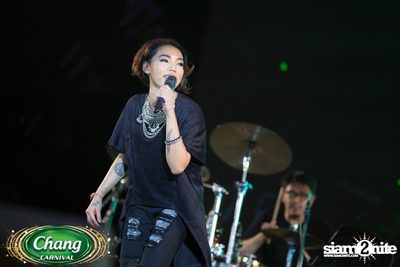 Chang Carnival: Neon The Night (Album 1) — photo 257