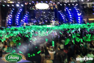 Chang Carnival: Neon The Night (Album 1) — photo 288