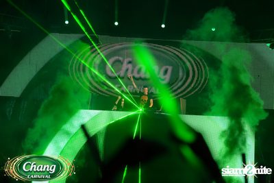 Chang Carnival: Neon The Night (Album 1) — photo 293