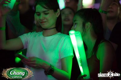 Chang Carnival: Neon The Night (Album 1) — photo 304