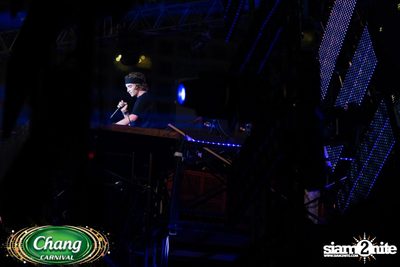 Chang Carnival: Neon The Night (Album 1) — photo 335