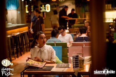 คืนวันศุกร์ ที่ร้าน แฮปปี้ ฟิช, เอเชีย ทีค เดอะ ริเวอร์ฟร้อนท์ — photo 6