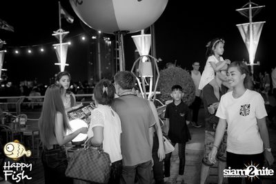 คืนวันศุกร์ ที่ร้าน แฮปปี้ ฟิช, เอเชีย ทีค เดอะ ริเวอร์ฟร้อนท์ — photo 53