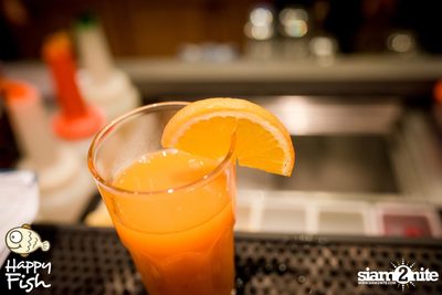 คืนวันศุกร์ ที่ร้าน แฮปปี้ ฟิช, เอเชีย ทีค เดอะ ริเวอร์ฟร้อนท์ — photo 86