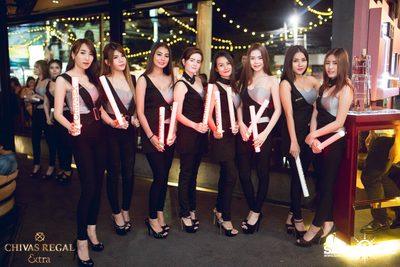 Room39 x Pause and Ae Jirakorn at The Living Bistro & Bar — photo 13